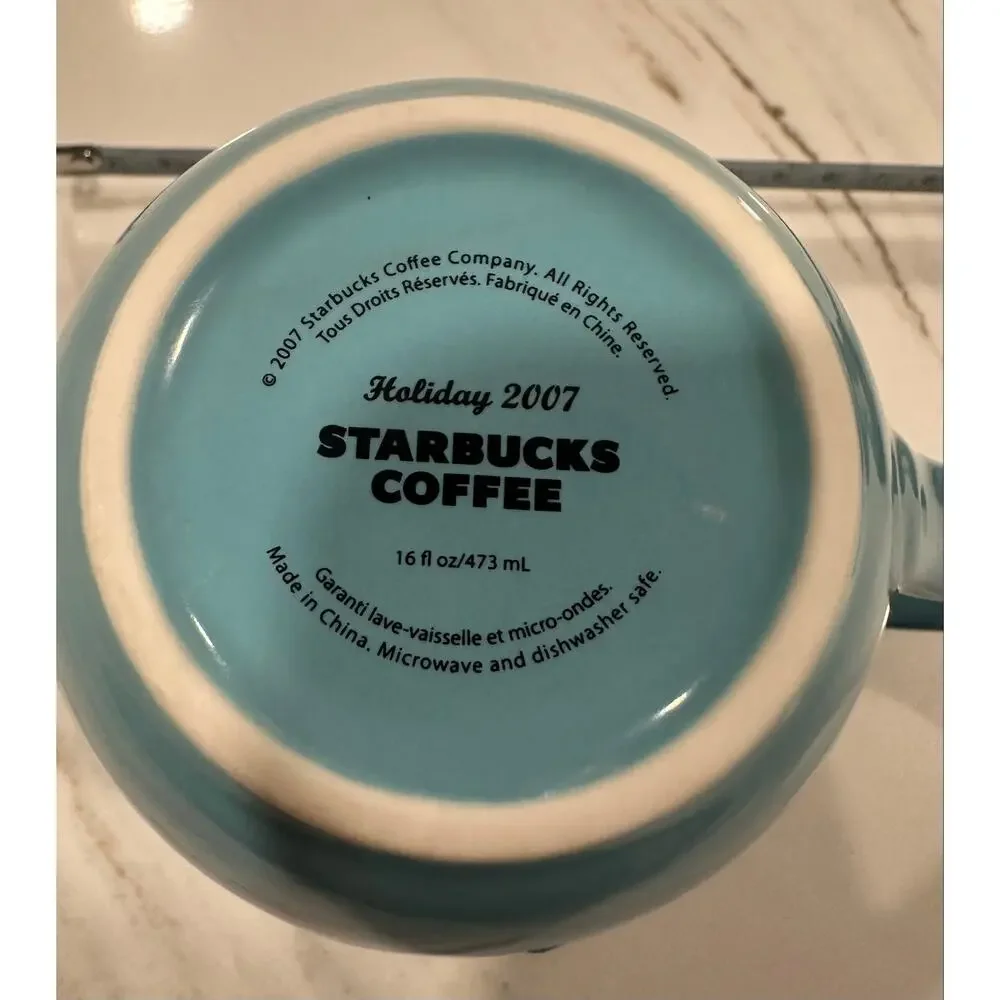 Starbucks Holiday 2007 Blue Snowflake Mug 16 oz 473 mL Winter Christmas
